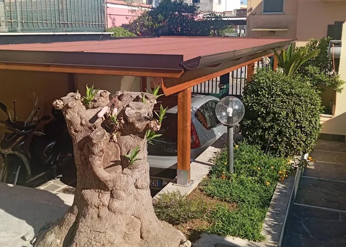 Casa *